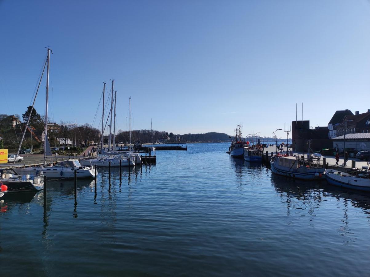 Pier 12 Ferienwohnung Eckernförde Exteriér fotografie